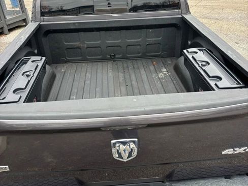 Used 2015 RAM 1500 Laramie w/ Convenience Group AWD/4WD image 4