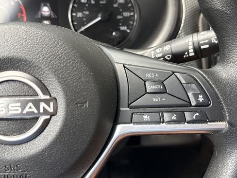 Used 2023 Nissan Kicks SV FWD image 21