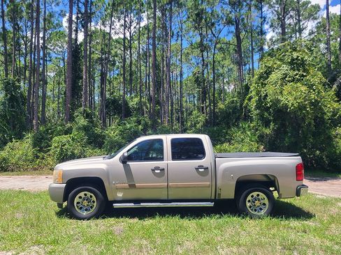 Used 2008 Chevrolet Silverado 1500 LS w/ Towing Package RWD image 8