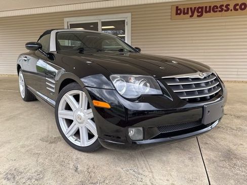 Used 2005 Chrysler Crossfire Limited image 2