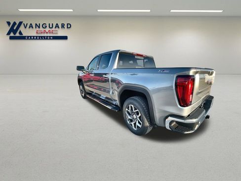 New 2026 GMC Sierra 1500 SLT image 7