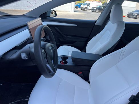 Used 2023 Tesla Model 3 Standard Range RWD image 24