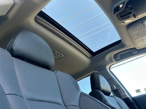 Used 2023 Subaru Outback Limited image 21