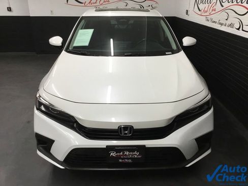 Used 2023 Honda Civic EX image 4