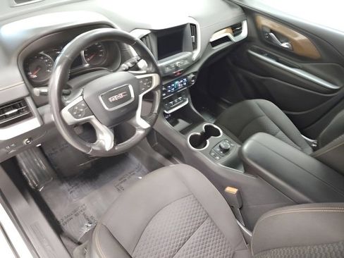 Used 2020 GMC Terrain SLE w/ Driver Convenience Package image 25