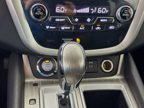 Used 2018 Nissan Murano SL w/ Midnight Edition Package AWD/4WD image 16