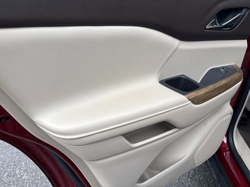 Used 2017 GMC Acadia Denali w/ Technology Package image 25