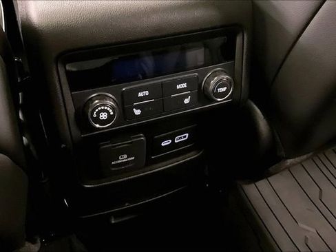 Used 2022 GMC Acadia Denali w/ GMC Pro Grade Package AWD/4WD image 34