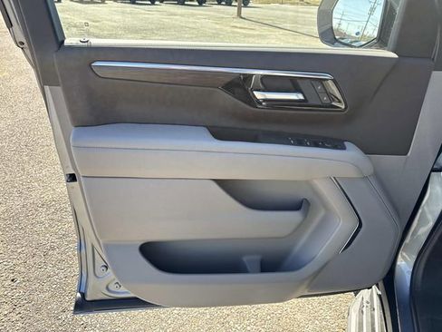 New 2026 Chevrolet Tahoe LS w/ LPO, Dark Essentials Package RWD image 41