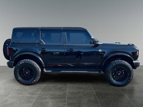 Used 2025 Ford Bronco Outer Banks image 8