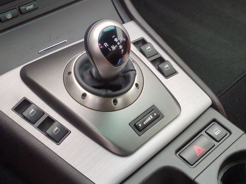 Used 2005 BMW M3 Coupe image 22