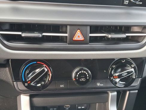 New 2026 Kia Seltos LX image 8