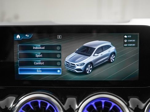 Certified 2023 Mercedes-Benz GLA 250 image 22