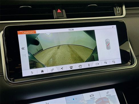 Used 2020 Land Rover Range Rover Evoque SE image 19