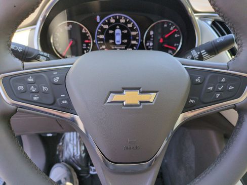 Used 2024 Chevrolet Malibu LT FWD image 16
