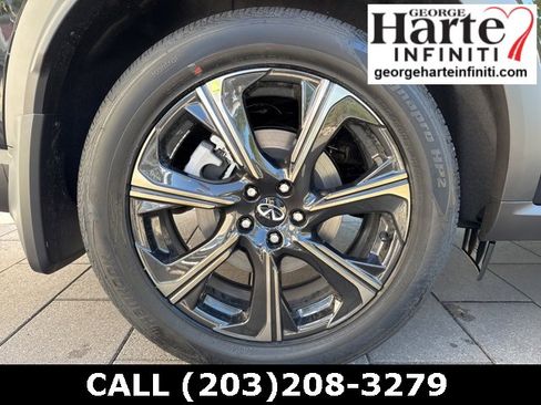 New 2026 INFINITI QX60 Autograph w/ Dark Cargo Package image 9