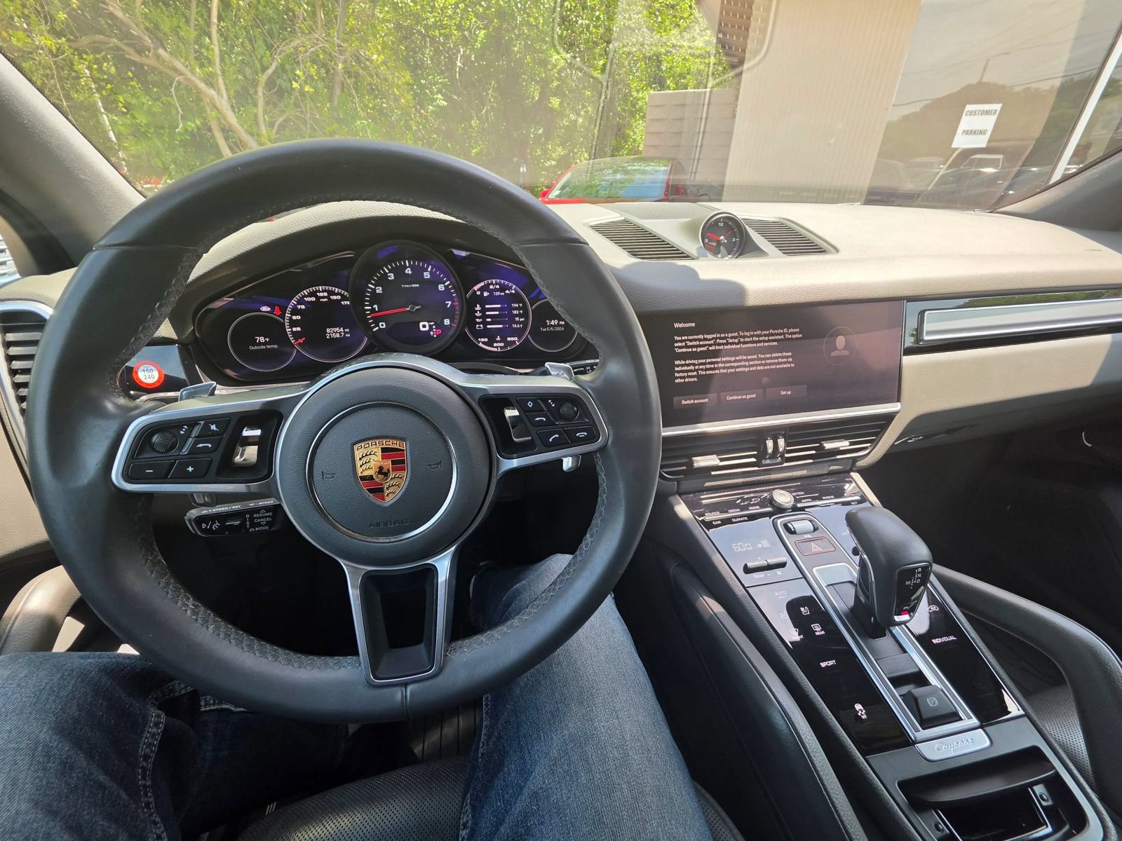 Used 2023 Porsche Cayenne AWD/4WD image 26