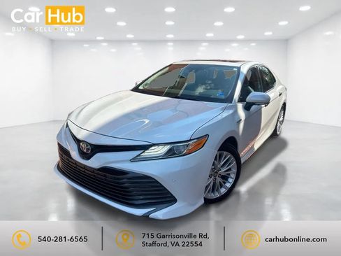 Used 2019 Toyota Camry XLE w/ Driver Assist Package FWD image 3