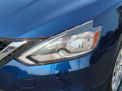 Used 2018 Nissan Sentra S FWD image 9