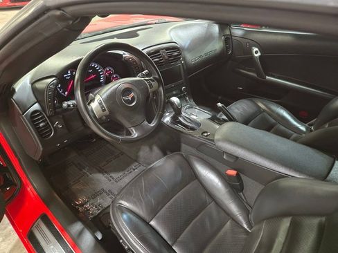 Used 2011 Chevrolet Corvette Grand Sport w/ Preferred Equipment Group image 10