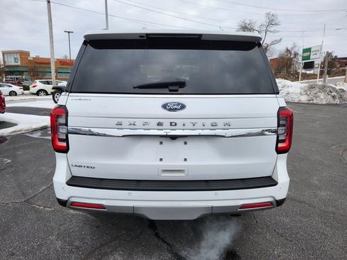 Used 2024 Ford Expedition Limited image 6