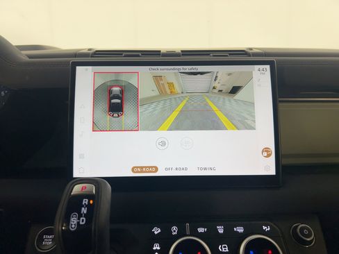 Used 2023 Land Rover Defender 110 75th Limited Edition image 22