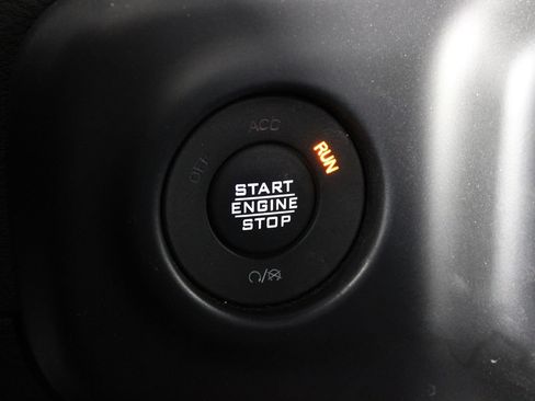 Used 2023 Jeep Wrangler Unlimited w/ Cold Weather Group AWD/4WD image 15