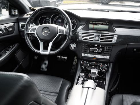 Used 2014 Mercedes-Benz CLS 63 AMG 4MATIC image 30
