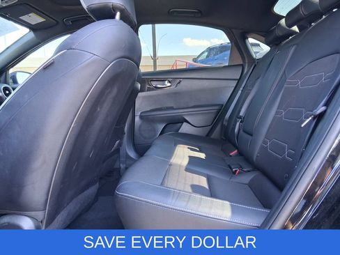 Used 2024 Kia Forte GT-Line w/ GT-Line Premium Package FWD image 17