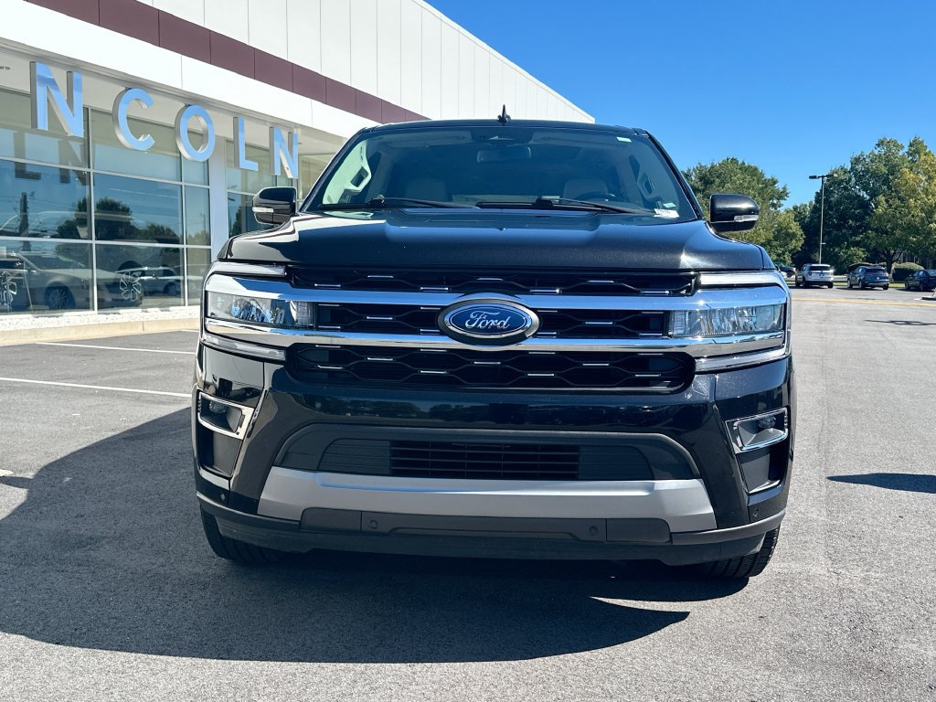 Used 2024 Ford Expedition Limited RWD image 5
