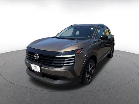 Used 2026 Nissan Kicks SV w/ Cold Weather Package FWD image 7