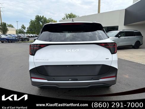 New 2026 Kia Sportage EX AWD/4WD image 9