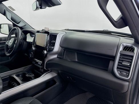 Used 2025 RAM 1500 Big Horn AWD/4WD image 29
