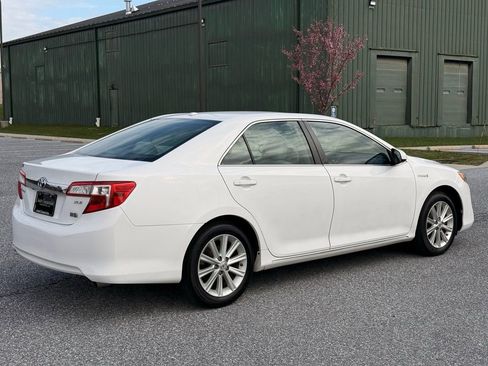 Used 2012 Toyota Camry XLE w/ Leather Pkg image 8