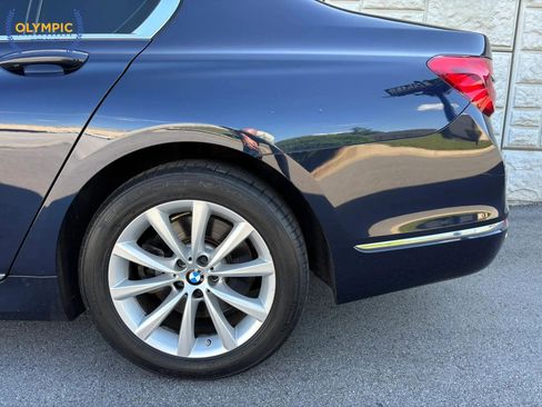 Used 2016 BMW 740i w/ Executive Package 2 image 12