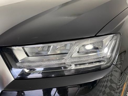 Used 2019 Audi Q7 2.0T Premium Plus AWD/4WD image 16
