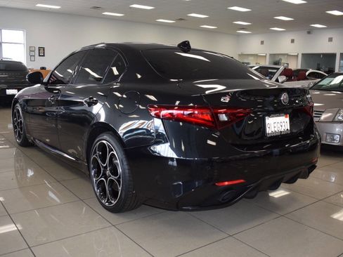 Used 2022 Alfa Romeo Giulia Veloce image 6