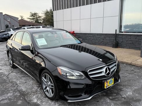 Used 2014 Mercedes-Benz E 350 4MATIC Sedan w/ Premium 1 Package image 9