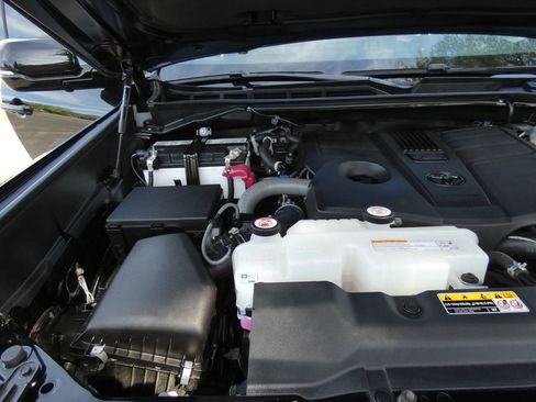 Used 2025 Toyota Tundra Limited image 78