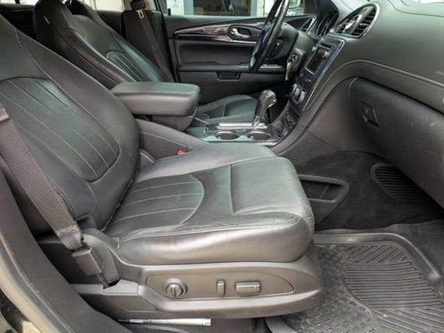 Used 2016 Buick Enclave Premium image 29