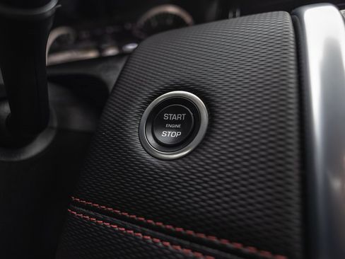 Used 2023 Land Rover Discovery Sport SE R-Dynamic image 15