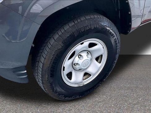 Certified 2020 Toyota Tacoma SR w/ SR Convenience Package image 31