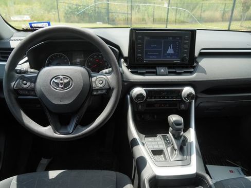 Used 2020 Toyota RAV4 XLE w/ Convenience Package AWD/4WD image 14