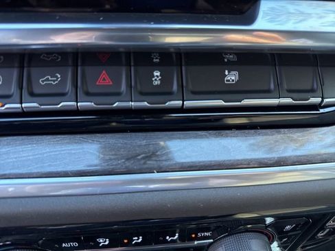 Used 2026 Chevrolet Silverado 1500 LTZ w/ LTZ Premium Package image 22