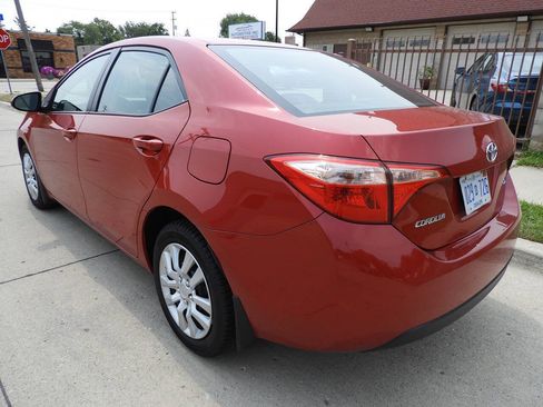 Used 2019 Toyota Corolla L FWD image 6