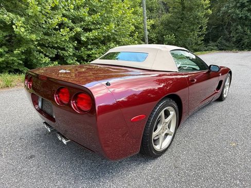 Used 2003 Chevrolet Corvette Convertible w/ Preferred Equipment Group1 RWD image 6