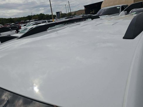 Certified 2023 GMC Acadia SLE w/ Driver Convenience Package image 28