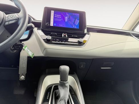 Used 2023 Toyota Corolla LE FWD image 14