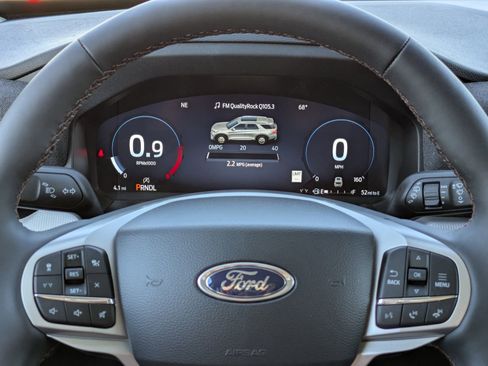 New 2026 Ford Explorer Active w/ Active Comfort Package image 32