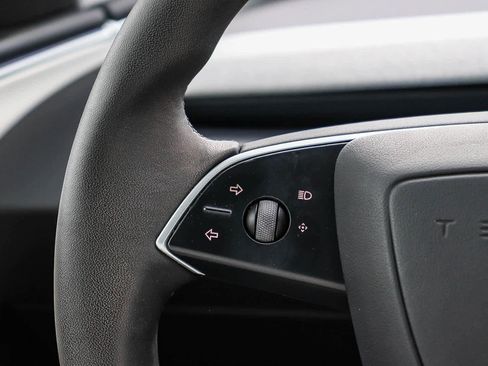 Used 2024 Tesla Model 3 Standard Range RWD image 16